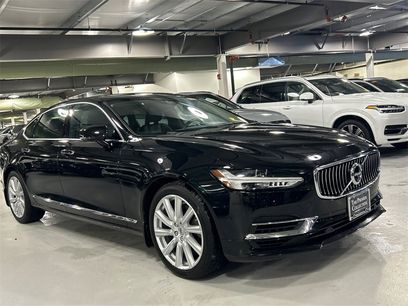 Used 2018 Volvo S90 T8 Inscription w/ Convenience Package