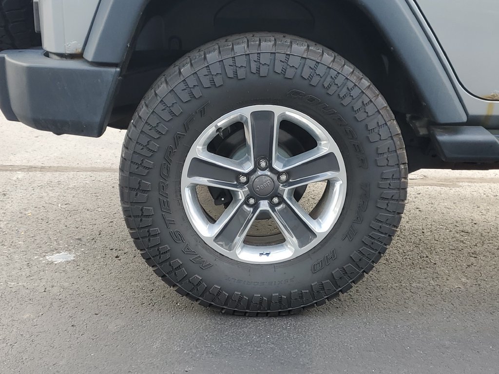 Used 2017 Jeep Wrangler Unlimited Sport w/ Quick Order Package 24S AWD/4WD image 25