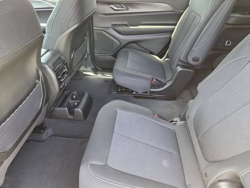 New 2026 Jeep Grand Cherokee L 4WD image 26