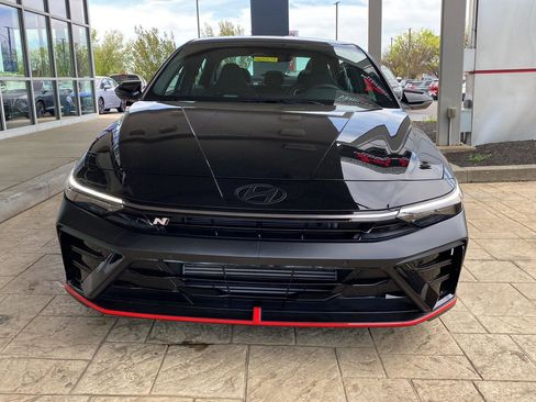 Used 2026 Hyundai Elantra N FWD image 2
