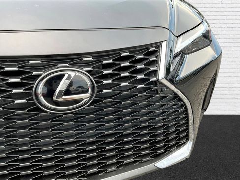 Used 2023 Lexus IS 300 w/ Comfort Package RWD image 29