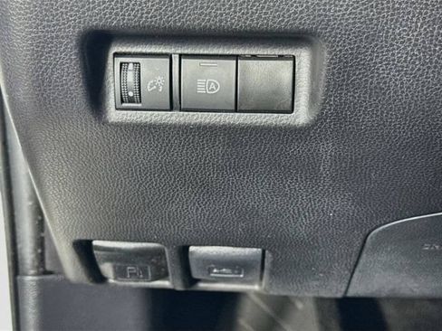 Certified 2025 Toyota RAV4 XLE FWD image 11