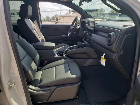 New 2026 Chevrolet Colorado Trail Boss AWD/4WD image 19