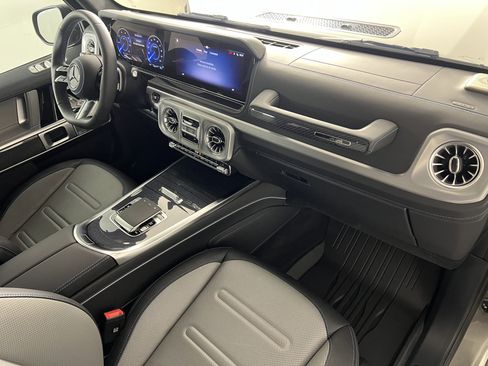Used 2025 Mercedes-Benz G 580 w/ EQ Technology image 25
