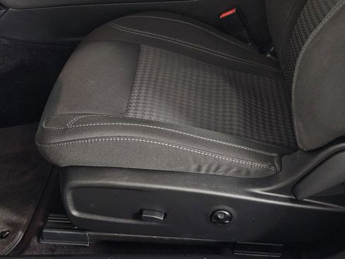 Used 2016 Dodge Challenger SXT w/ Blacktop Package image 22