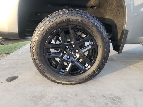 New 2026 Chevrolet Silverado 1500 LT Trail Boss w/ LPO, Dark Essentials Package image 19