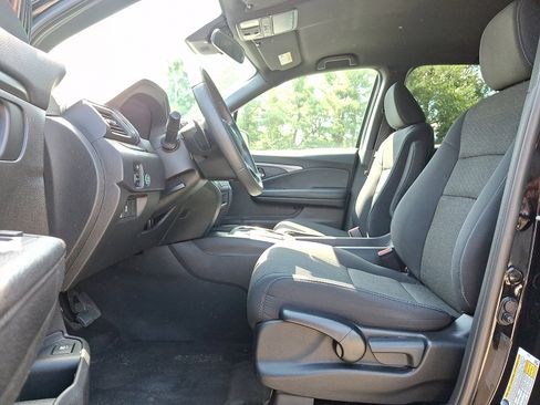 Used 2019 Honda Passport Sport image 12