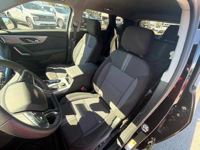 New 2026 Chevrolet Blazer LT w/ Convenience Package FWD image 39