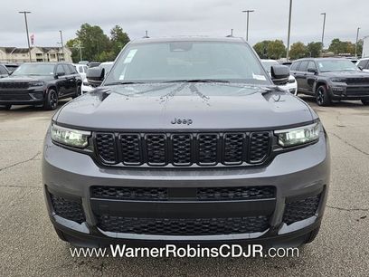 New 2025 Jeep Grand Cherokee L Altitude