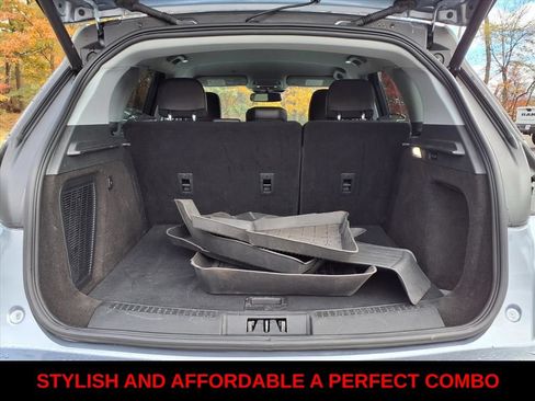 Used 2022 Lincoln Corsair AWD w/ Equipment Group 101A image 5