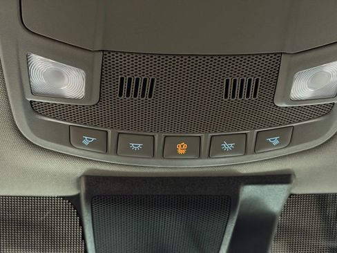 Used 2021 Ford F250 Lariat w/ Chrome Package image 41