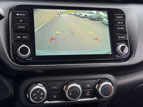 Used 2024 Nissan Kicks SV FWD image 20