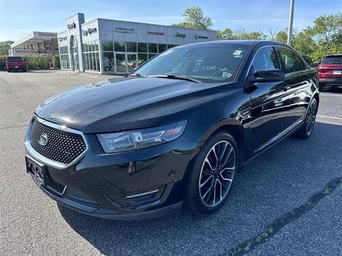 Used 2018 Ford Taurus SHO w/ Driver Assist Package image 6