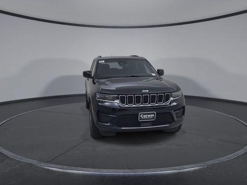 New 2026 Jeep Grand Cherokee Laredo AWD/4WD image 4
