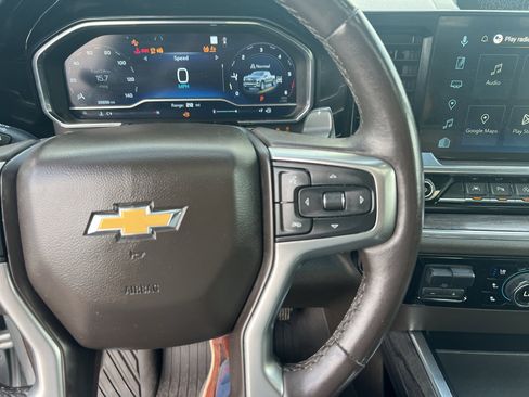 Used 2023 Chevrolet Silverado 1500 LTZ w/ LTZ Premium Package AWD/4WD image 19
