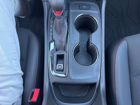 Used 2023 Chevrolet Equinox RS image 22