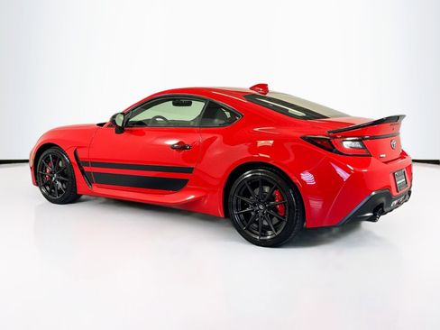 Used 2024 Toyota GR86 TRUENO Edition image 3