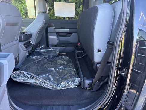 New 2025 Ford F150 Lightning Flash AWD/4WD image 23