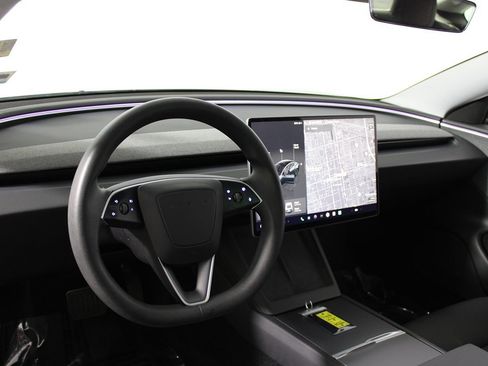 Used 2024 Tesla Model 3 Standard Range image 7