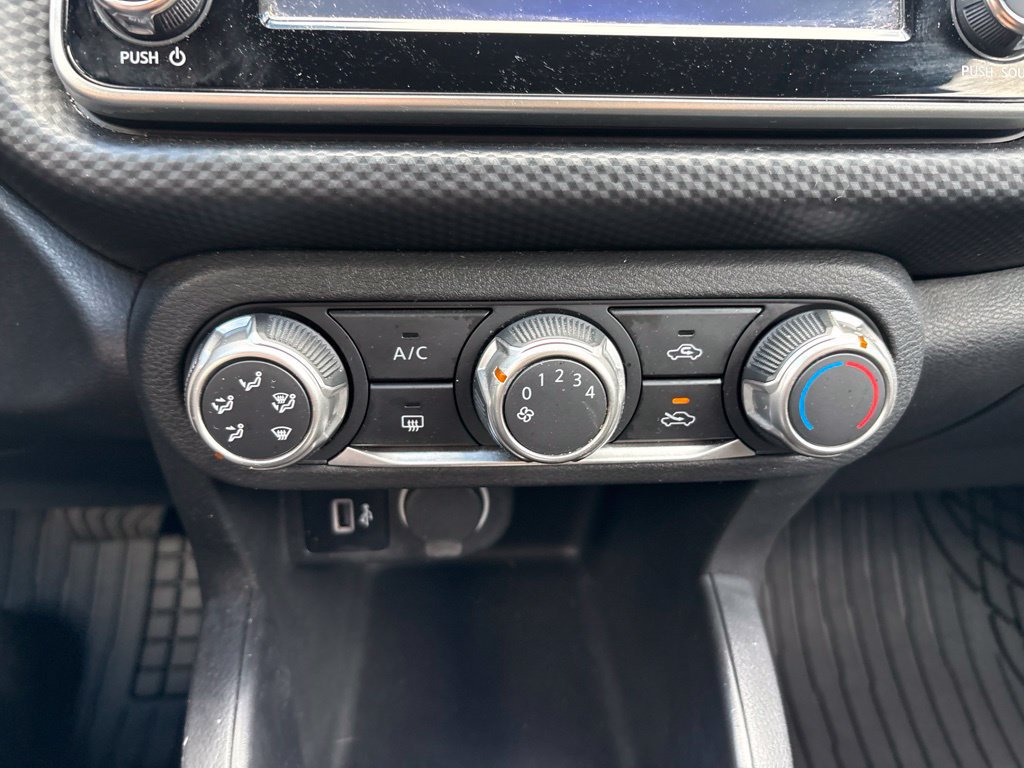 Used 2022 Nissan Kicks S FWD image 21
