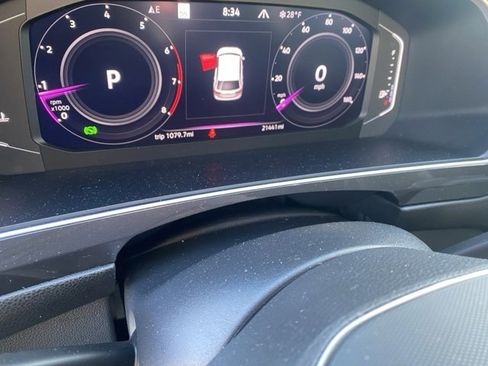 Certified 2024 Volkswagen Tiguan SEL R-Line image 5