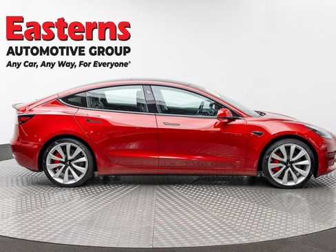 Used 2018 Tesla Model 3 Long Range AWD/4WD image 4