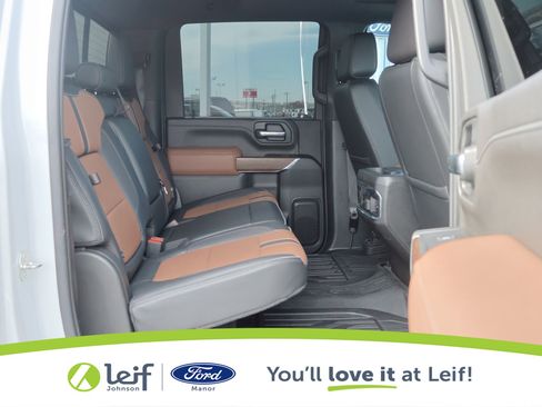 Used 2023 Chevrolet Silverado 2500 High Country w/ Safety Package II image 32