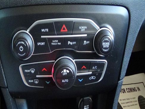 Certified 2022 Dodge Charger GT w/ Blacktop Package image 30