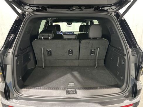Certified 2026 Chevrolet Traverse LT w/ Midnight/Sport Edition image 13