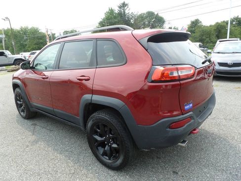 Used 2014 Jeep Cherokee Trailhawk w/ Comfort/Convenience Group AWD/4WD image 10