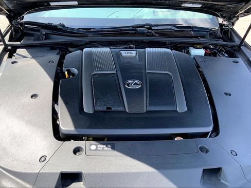 Used 2018 Lexus LS 500 AWD w/ Interior Upgrade Package image 28