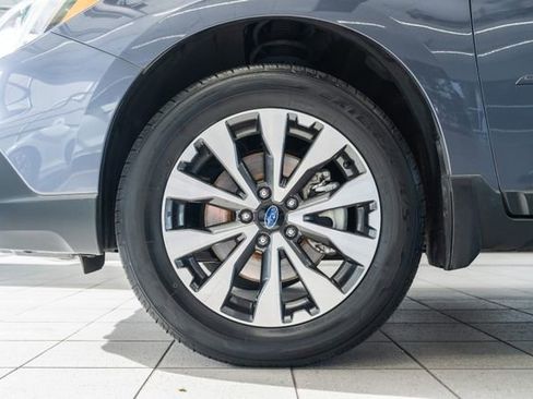 Used 2016 Subaru Outback 2.5i Limited AWD/4WD image 7