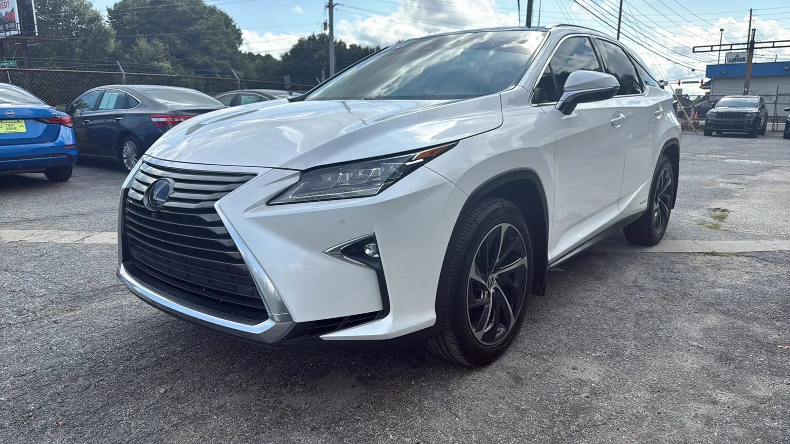 Used 2019 Lexus RX 450h AWD w/ Luxury Package image 3