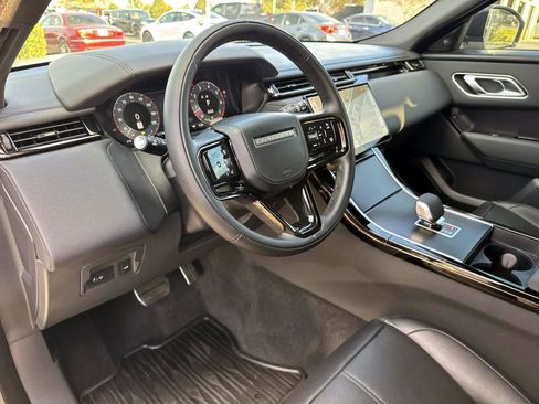 New 2026 Land Rover Range Rover Velar Dynamic SE AWD/4WD image 17