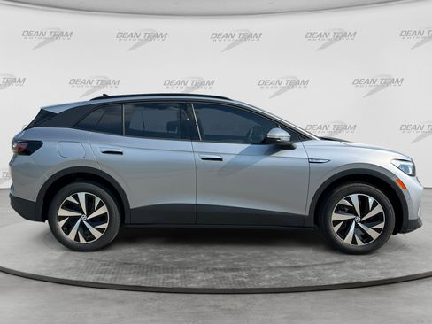 Certified 2023 Volkswagen ID.4 Pro AWD/4WD image 8