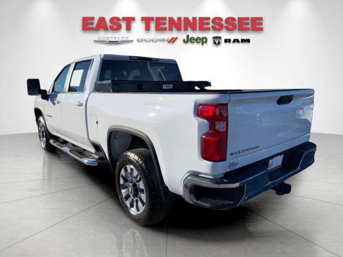 Used 2023 Chevrolet Silverado 2500 LT image 5