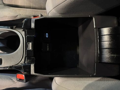 Used 2025 Toyota Corolla SE FWD image 18