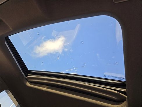 Used 2021 GMC Sierra 1500 SLT image 12