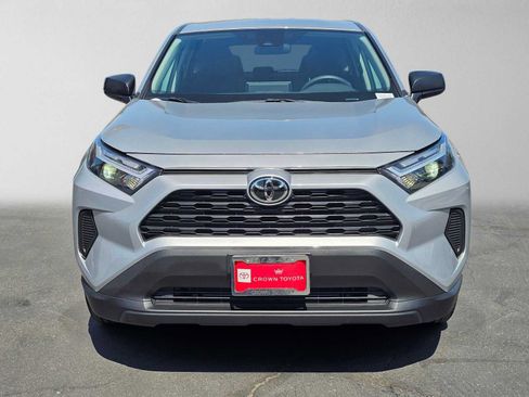 Certified 2025 Toyota RAV4 LE FWD image 8