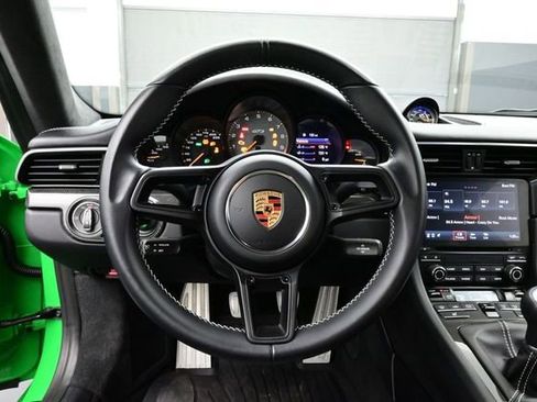 Used 2018 Porsche 911 GT3 RWD image 8