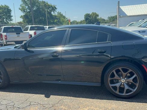 Used 2019 Dodge Charger GT RWD image 6