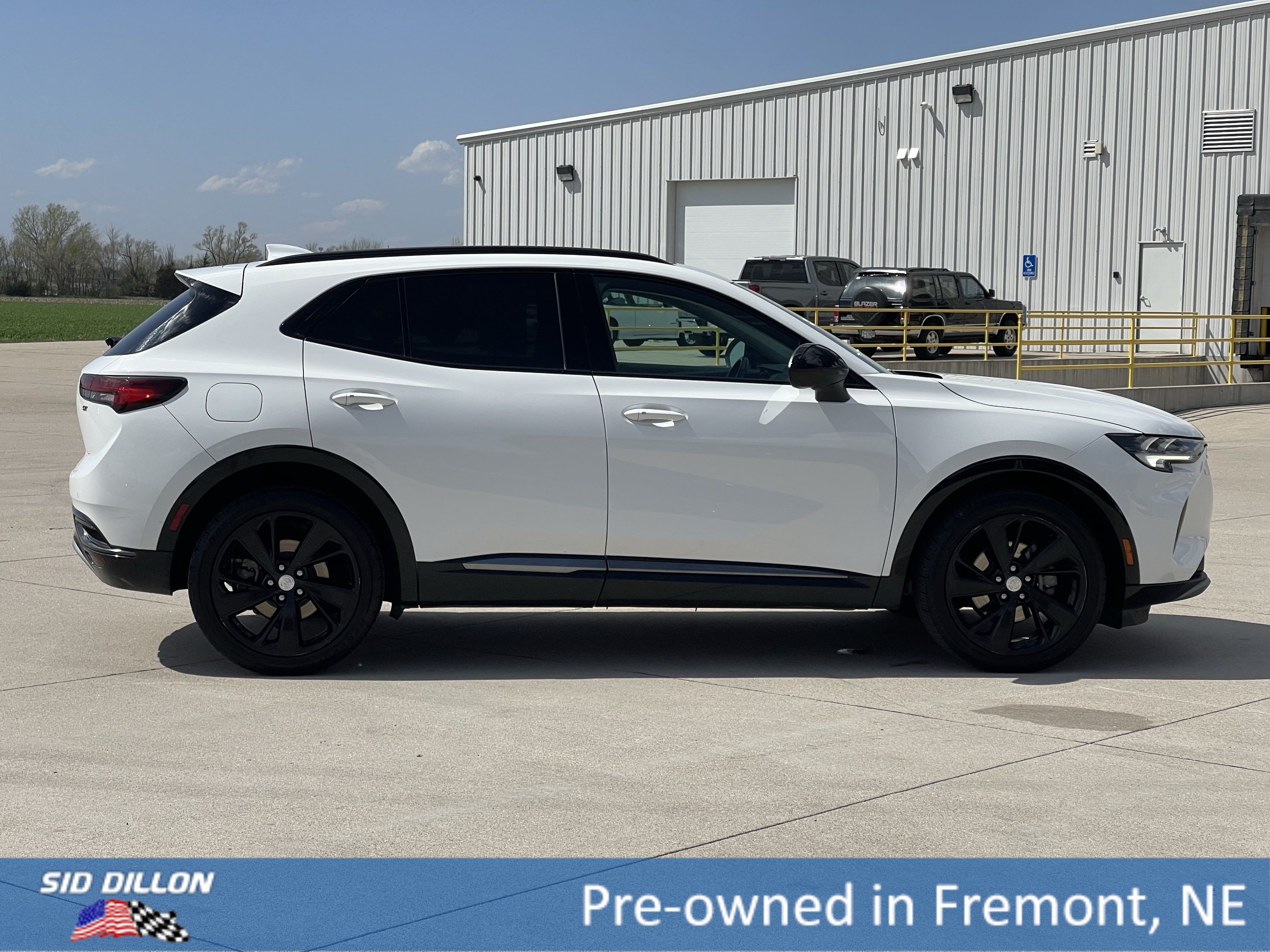 Certified 2021 Buick Envision Essence w/ Technology Package I AWD/4WD image 13