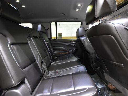 Used 2015 Chevrolet Suburban LT image 44