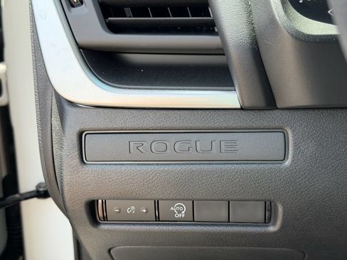 Certified 2026 Nissan Rogue S FWD image 27