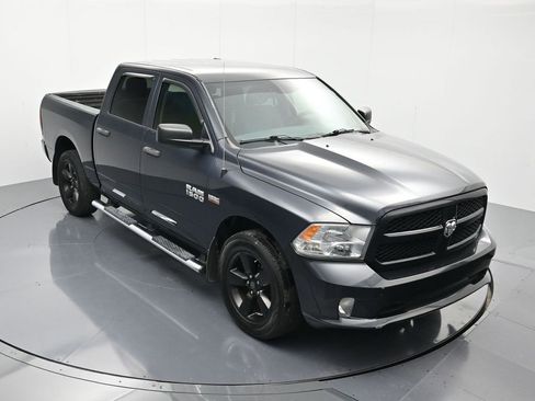 Used 2017 RAM 1500 Express w/ Express Value Package image 30