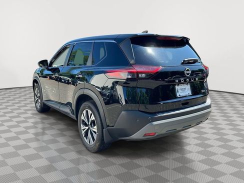 Used 2023 Nissan Rogue SV FWD image 4