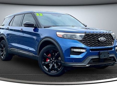 Used 2022 Ford Explorer ST w/ Equipment Group 401A image 3