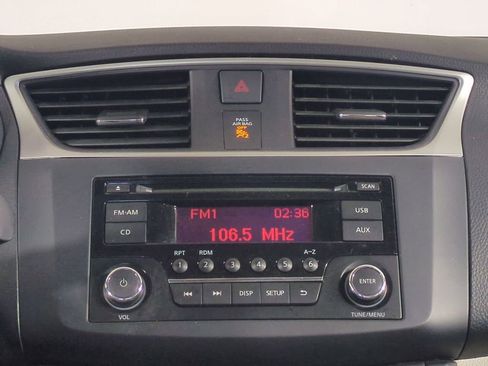 Used 2017 Nissan Sentra S image 18