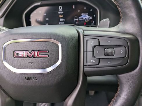 Used 2023 GMC Sierra 1500 AT4 w/ AT4 Preferred Package AWD/4WD image 18