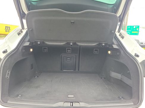 Used 2023 Maserati Levante GT image 10